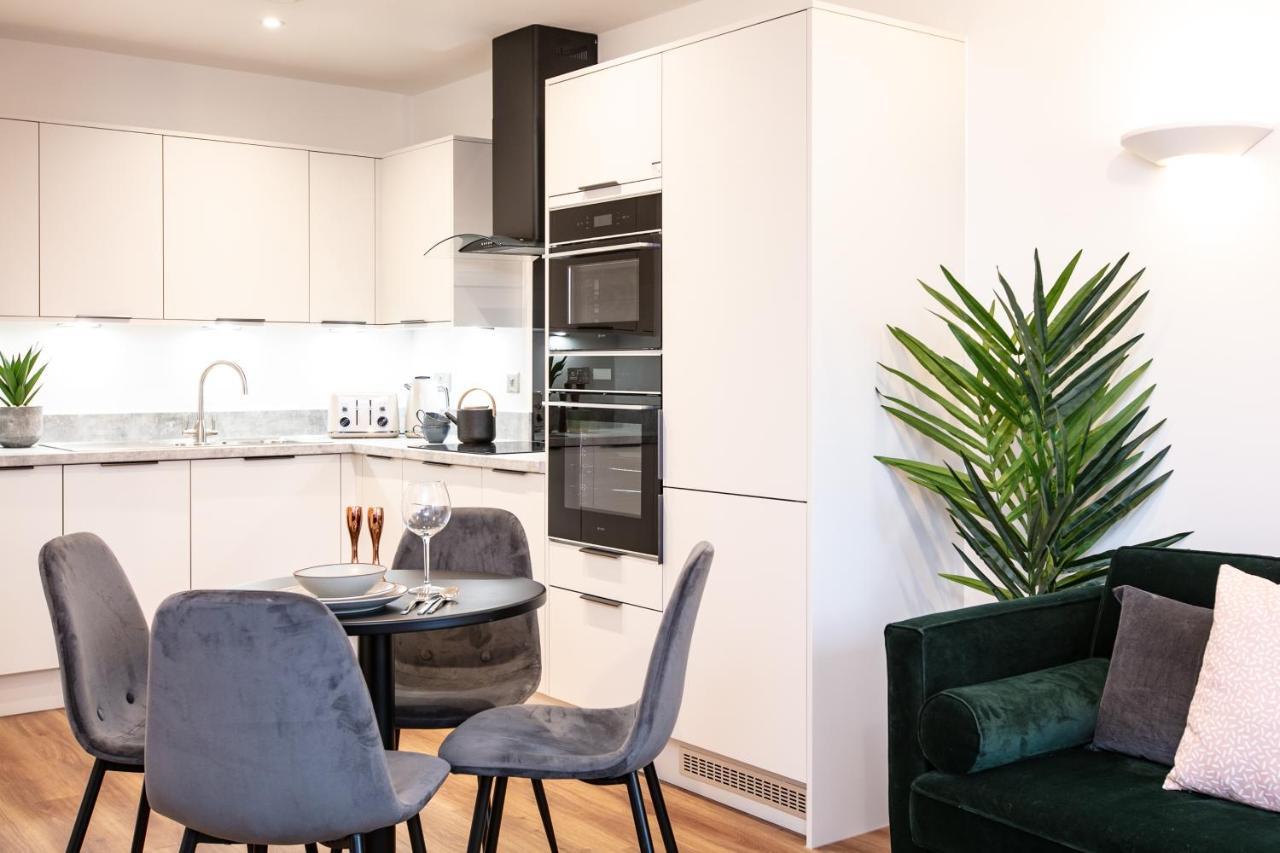 City Centre - Free Parking - Stylish 2 Bedroom Apartment 布里斯托 外观 照片