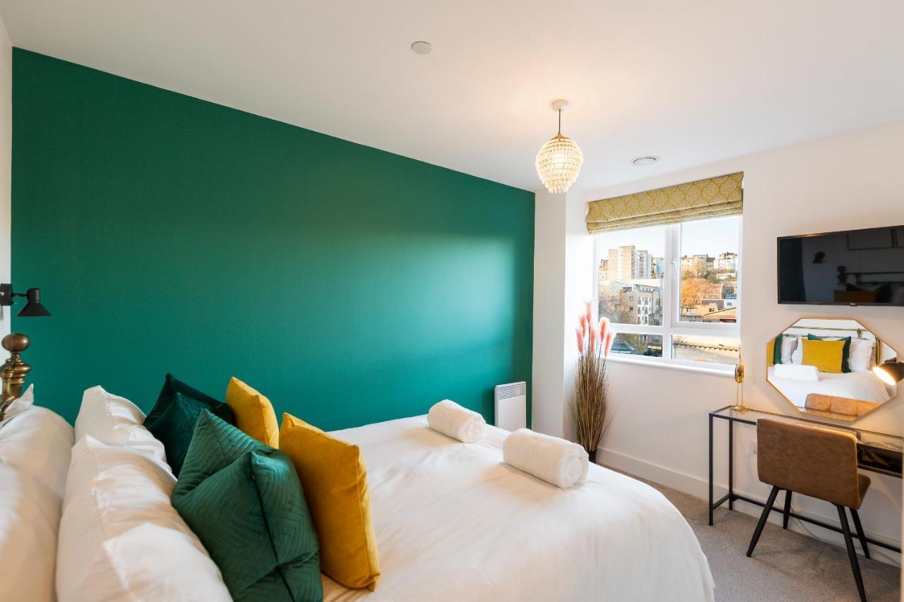 City Centre - Free Parking - Stylish 2 Bedroom Apartment 布里斯托 外观 照片