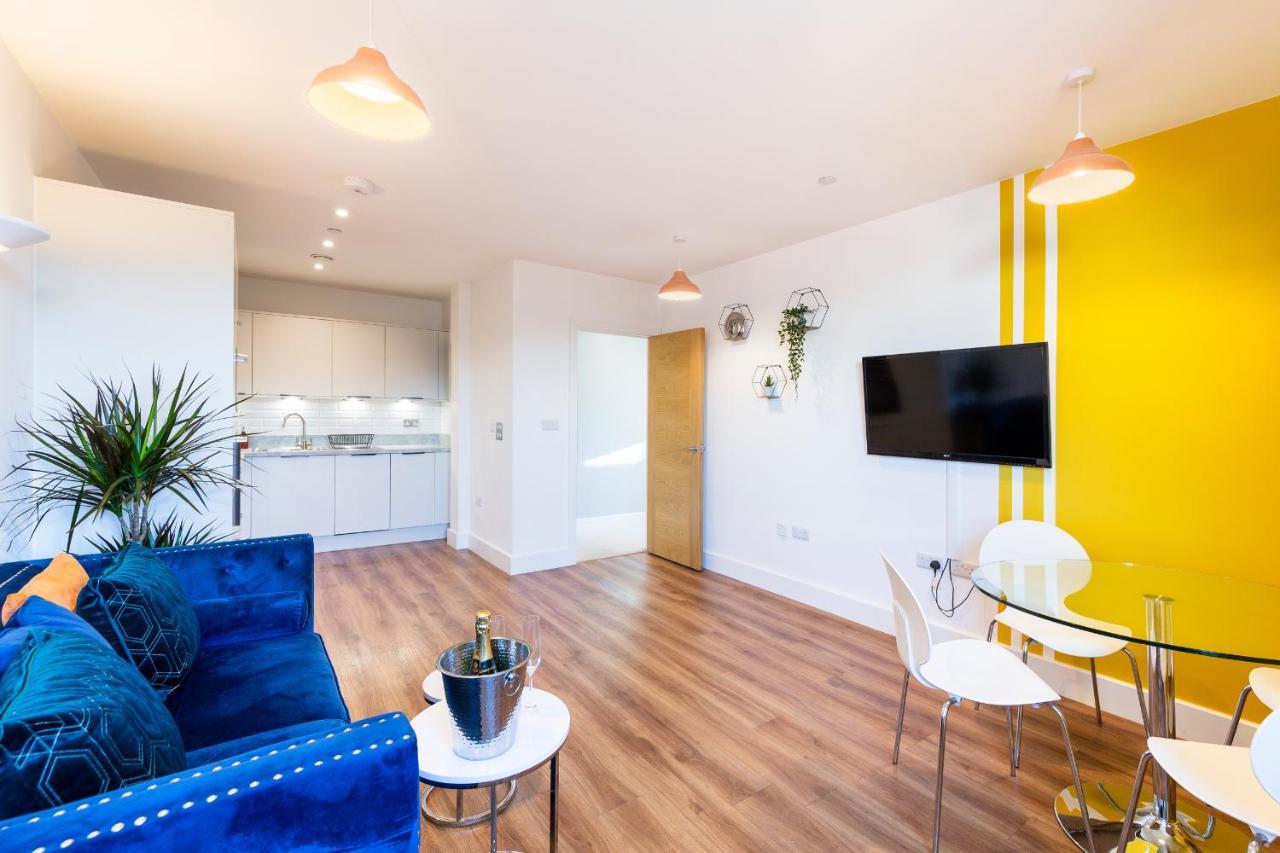 City Centre - Free Parking - Stylish 2 Bedroom Apartment 布里斯托 外观 照片
