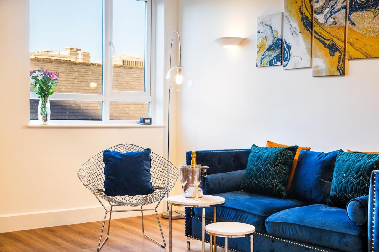 City Centre - Free Parking - Stylish 2 Bedroom Apartment 布里斯托 外观 照片